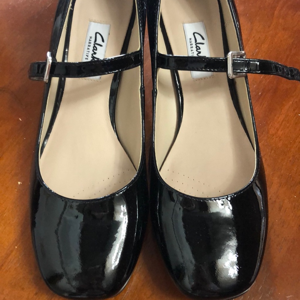 Clark’s Patent Leather Mary Jane 6.5 6 1/2